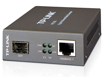 TP-Link MC220L Gigabit Single & Multi-Mode SFP Media Converter - IEEE 802.3ab/802.3z, 0.55km Multi-mode, 10km Single-Mode TP-LINK
