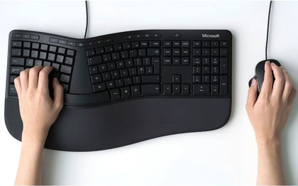 Microsoft Ergonomic Desktop Wired USB Mouse & Keyboard Black (LS) -->RJU-00015